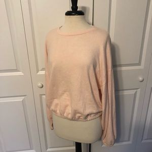 **HP*Super soft pink cropped sweater bubble sleeve